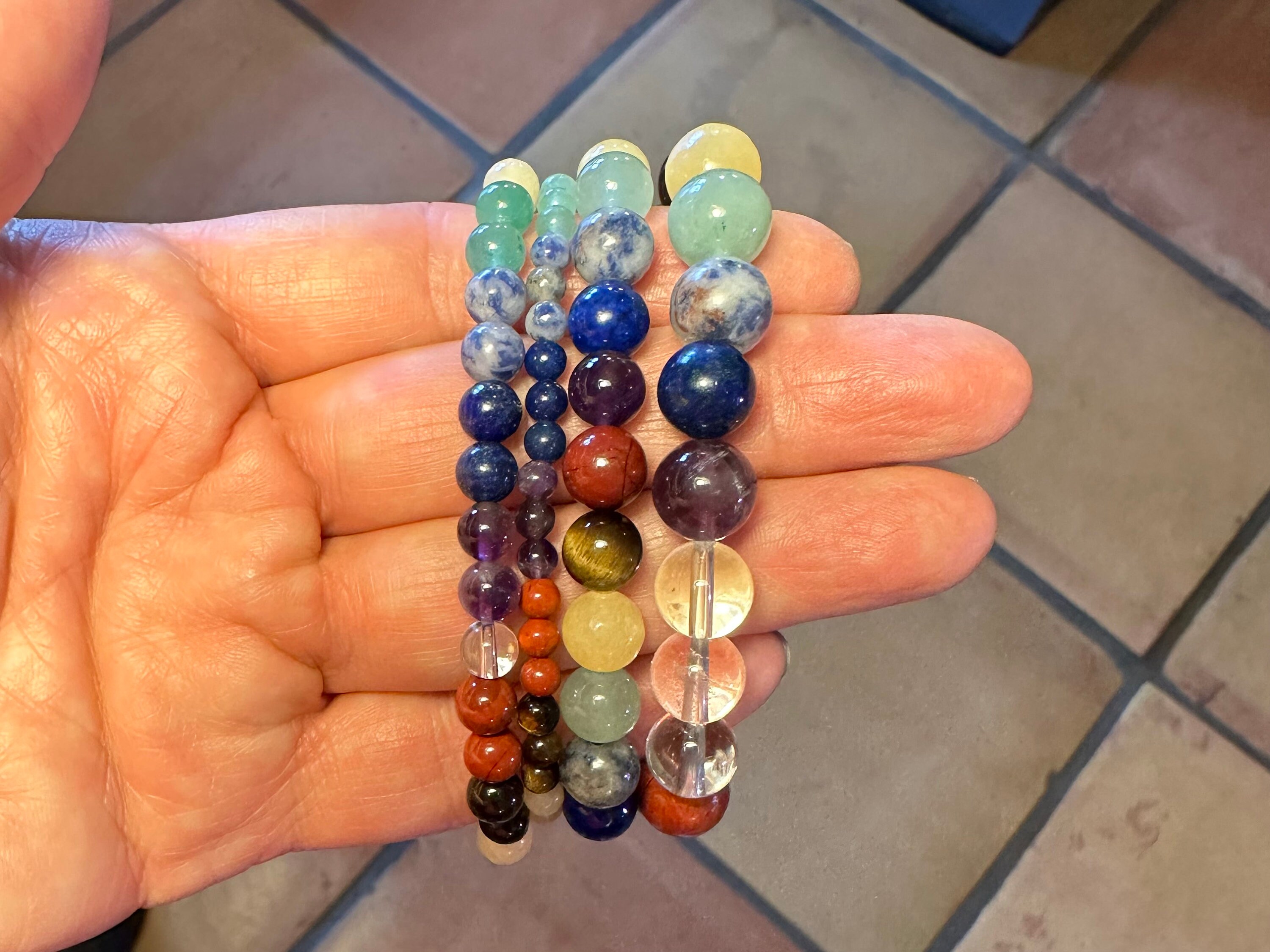 Bracciale Chakra 7 Chakra Giada Ametista Diaspro Avventurina Occhio di tigre Lapislazzuli 8 mm - Italia