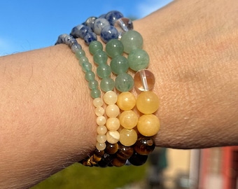 Braccialetto chakra n. 3 - perline da 6 mm o 8 mm: ametista, lapislazzuli, sodalite, avventurina verde, calcite gialla, occhio di tigre, diaspro rosso e argento tibetano - Italia