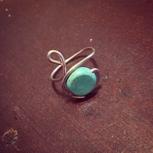 Turquoise wire ring image 2