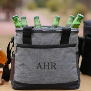 Gepersonaliseerde geïsoleerde bierkoeltas: geborduurd cadeau voor bruidsjonkers
