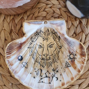 Saint Jacques Lion
