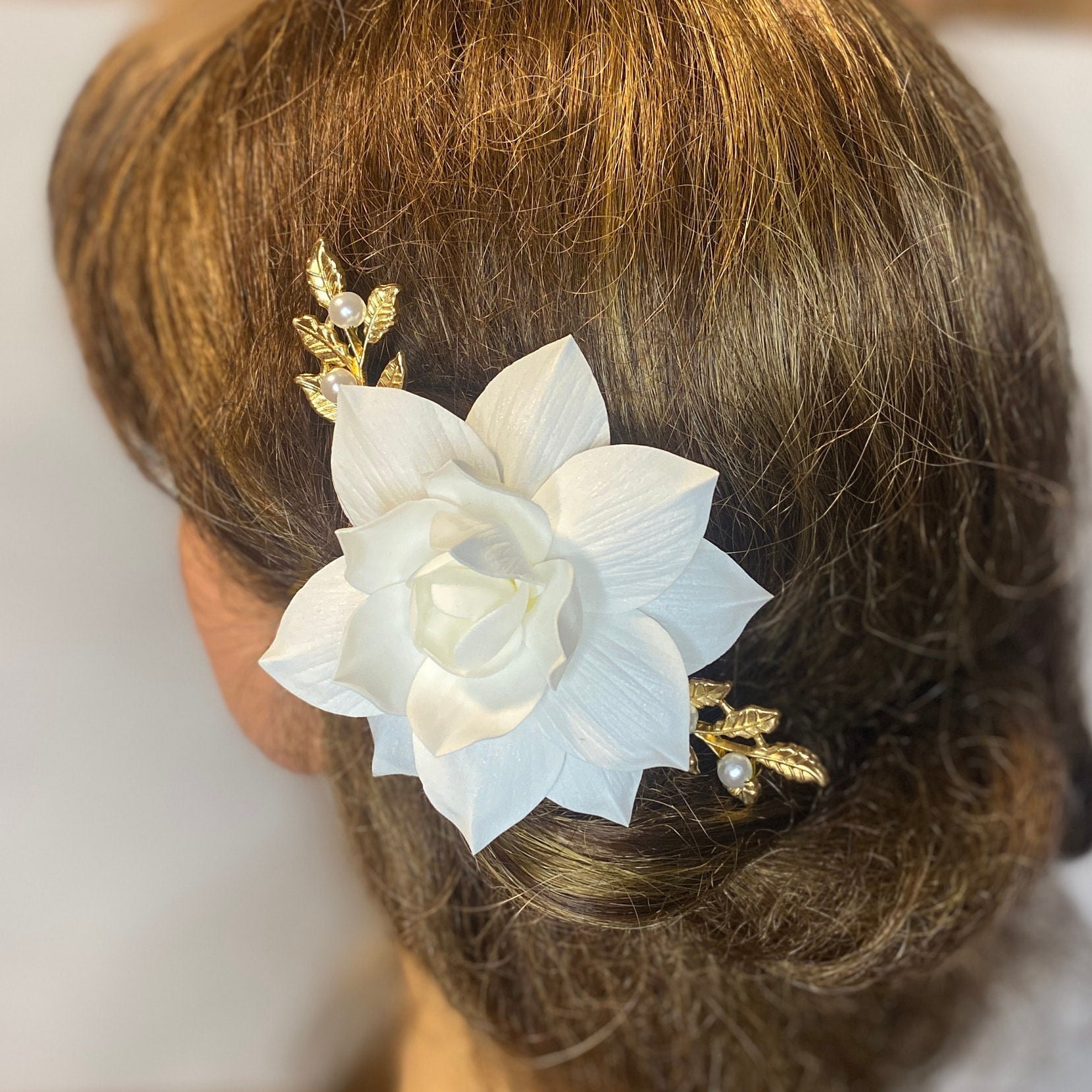 Handmade gardenia and pearl hair comb Handmade Gardenia Bridal Hair Comb, Gold Leaf & Pearl  main image 2