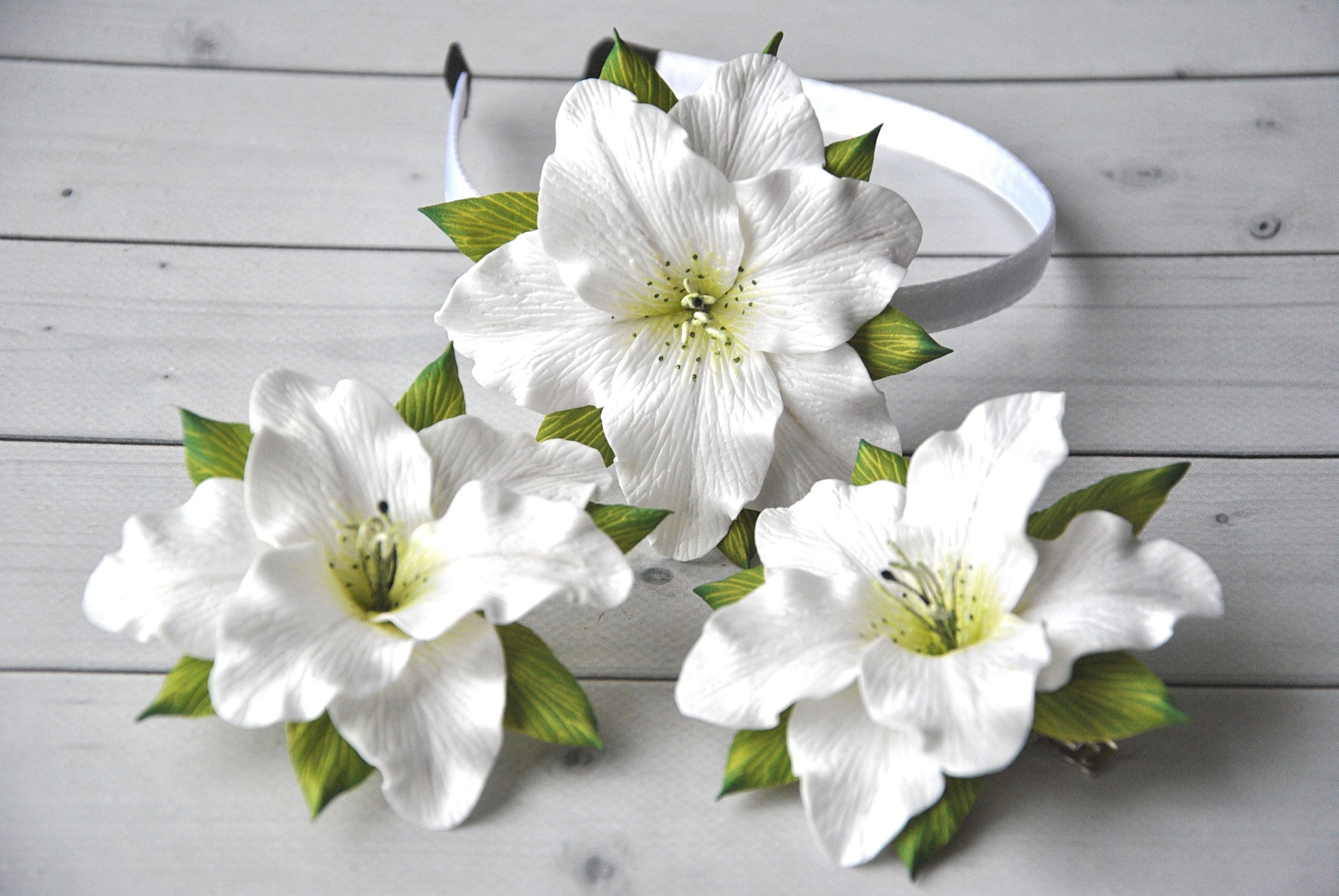 272. The Lily Flowers in the Garden Beaded Headband White Lily Headband - Etsy main image 4