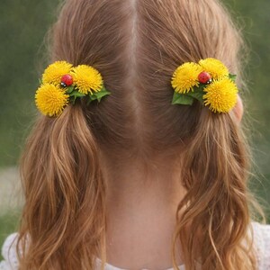 Pinza para el pelo de diente de león. Lazos para el pelo para niña. Accesorio floral de primavera para niña. imagen 2