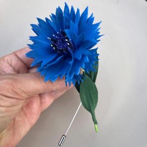 Kornblume Anstecknadel: Handgefertigte Schaumstoff Blume Brosche