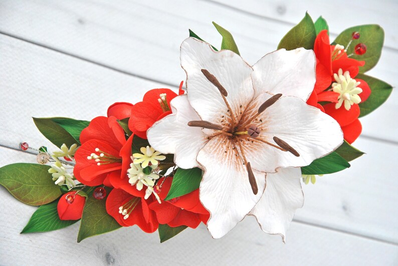 Tropical Hair Piece Wedding Lily Headpiece Lilies Hair Clip Etsy
