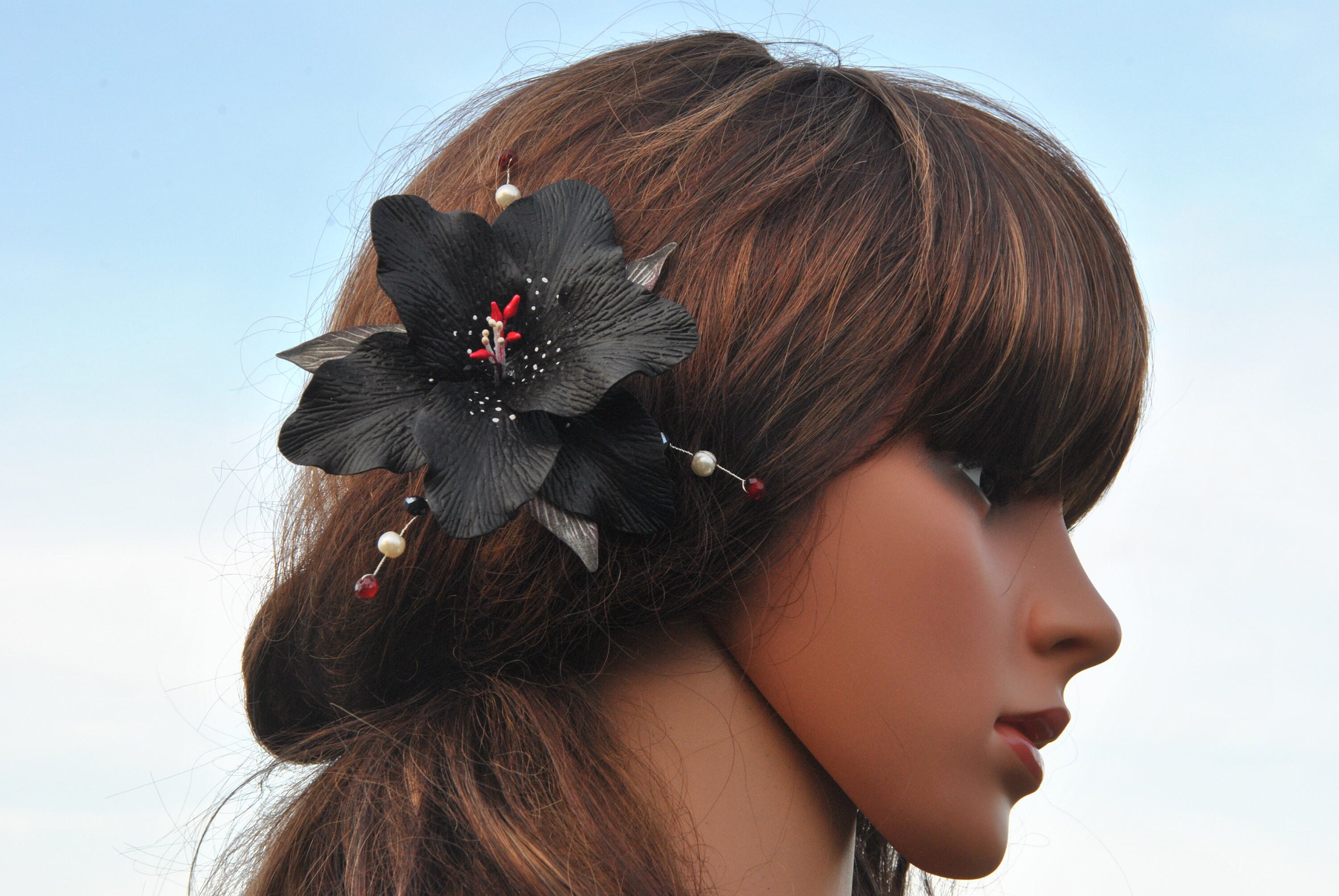 Black Lily Hair Clip: Goth Bridal Floral Hair Pin - Etsy
