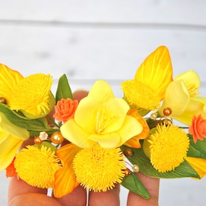 Dandelion hair clip Yellow spring flower hair piece Orange and yellow hair flower barrette Bridal floral hair comb Freesia hair piece