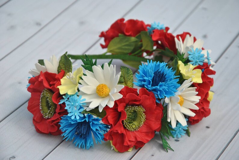Day of the Dead flower crown Fiesta headpiece Mexican Festival Crown Red poppy floral crown Ukrainian hair piece daisy cornflowers