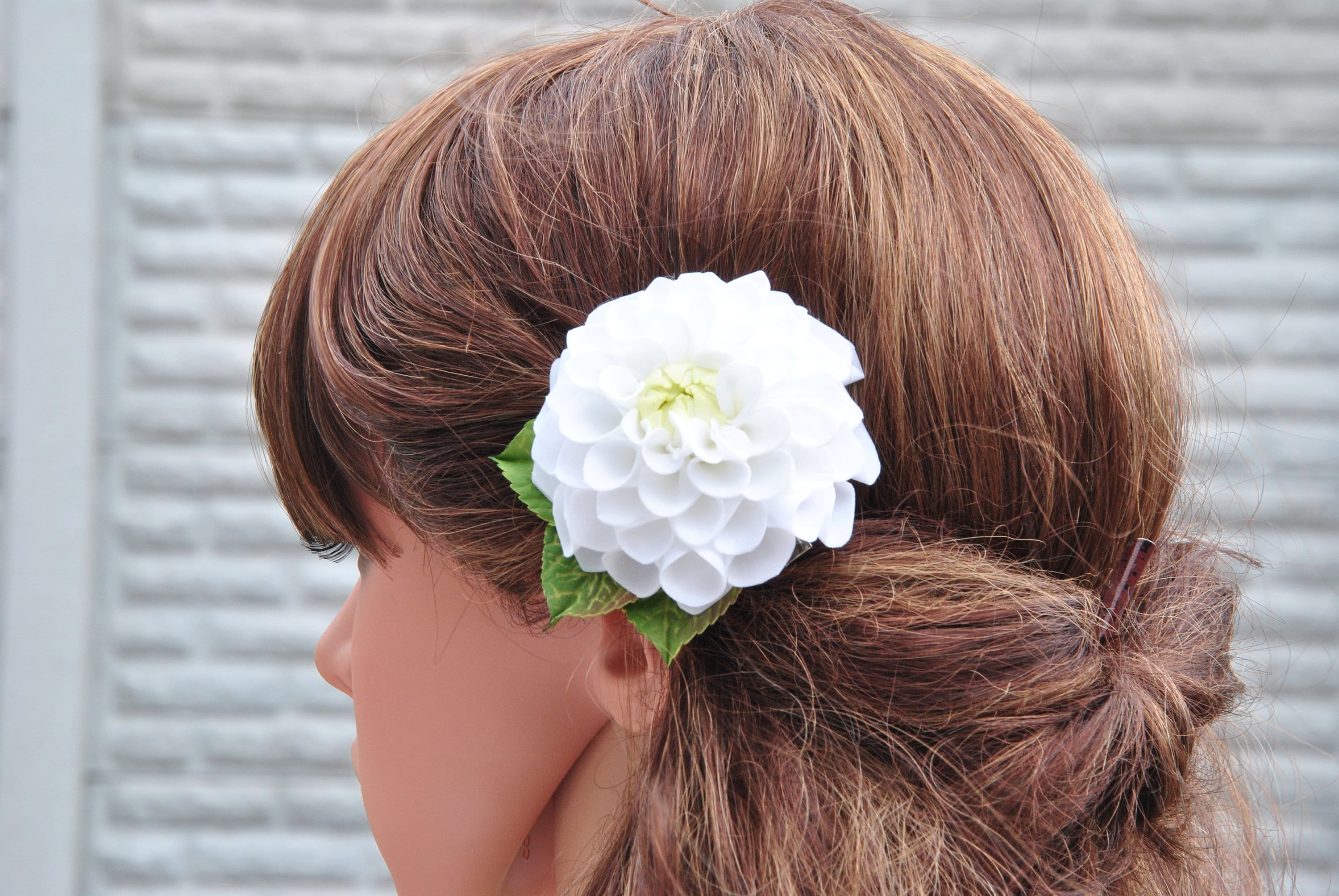 White Dahlia Hair Clip, Bridal Flower Hairpiece - Etsy