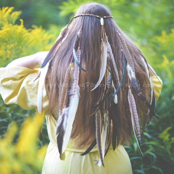 Boho Feather headpiece, Feather boho headpiece,  Boho veil, Feathers Hairpiece, Bohemian veil, Feather Headband, Feathers veil Festival hair