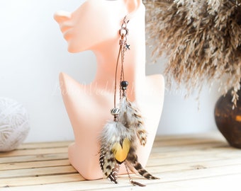Single long feather earring, Hippie earrings, Bohemian earrings, Feather Earrings, Feather jewelry, Boho Earrings, Boho festival jewelry