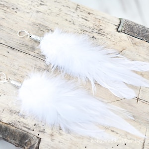White Feather earrings, Small Feather Earrings, Hippie earrings, Bohemian earrings, Long Feather Earrings, Boho Earrings, Feather earrings