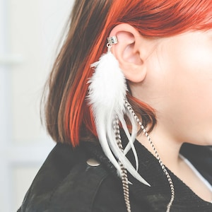 Small feather ear cuff, Feather Ear Wrap, Ear Cuff with Feathers, Long Feather Ear Cuff, Natural Feather Earring, Ear Wrap Cuff, Ear clip