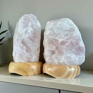 Rose Quartz Crystal Lamp - 1.4kg-1.8kg: On wooden Stand, E14 LED Bulb and Mains Plug image 9