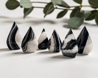 Black Onyx Crystal Flame – Protective Free Form Carving – Luna by Louise, Crystal Shop UK