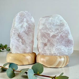 Rose Quartz Crystal Lamp - 1.4kg-1.8kg: On wooden Stand, E14 LED Bulb and Mains Plug image 13