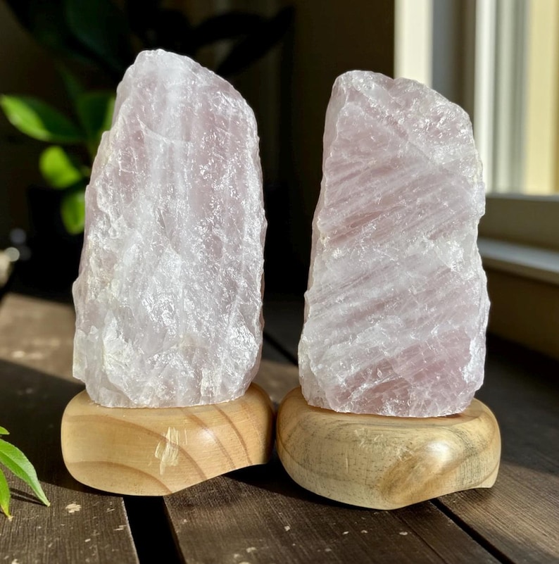 Rose Quartz Crystal Lamp - 1.4kg-1.8kg: On wooden Stand, E14 LED Bulb and Mains Plug image 5