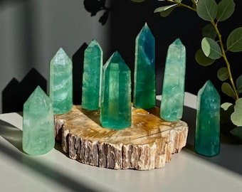 Torre de fluorita verde: Cristal curativo para la concentración