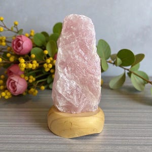 Rose Quartz Crystal Lamp - 1.4kg-1.8kg: On wooden Stand, E14 LED Bulb and Mains Plug image 16
