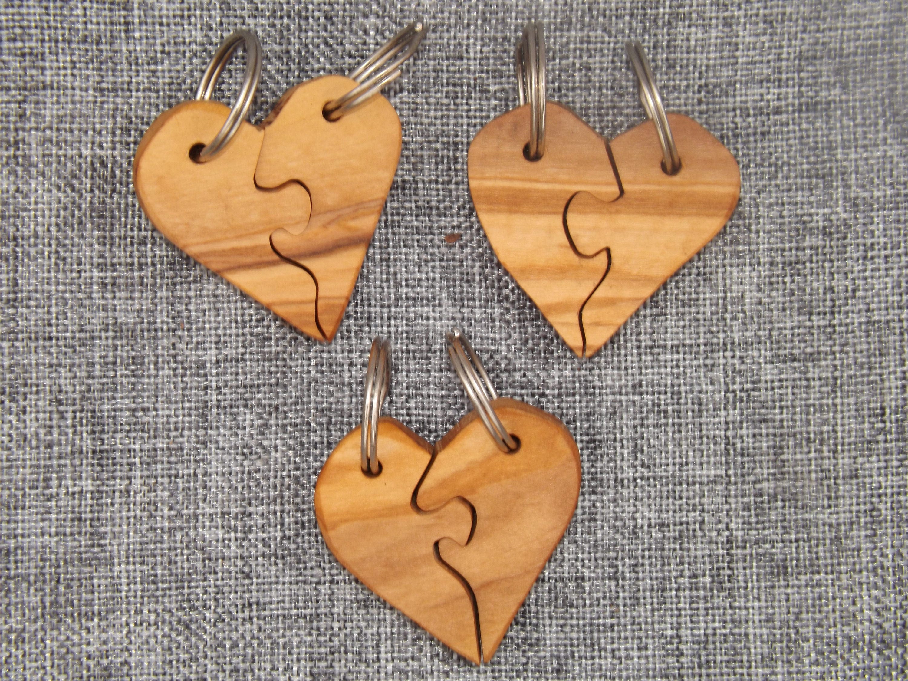 Heart Puzzle 2 Key Chains United in One to Share With Your Loved