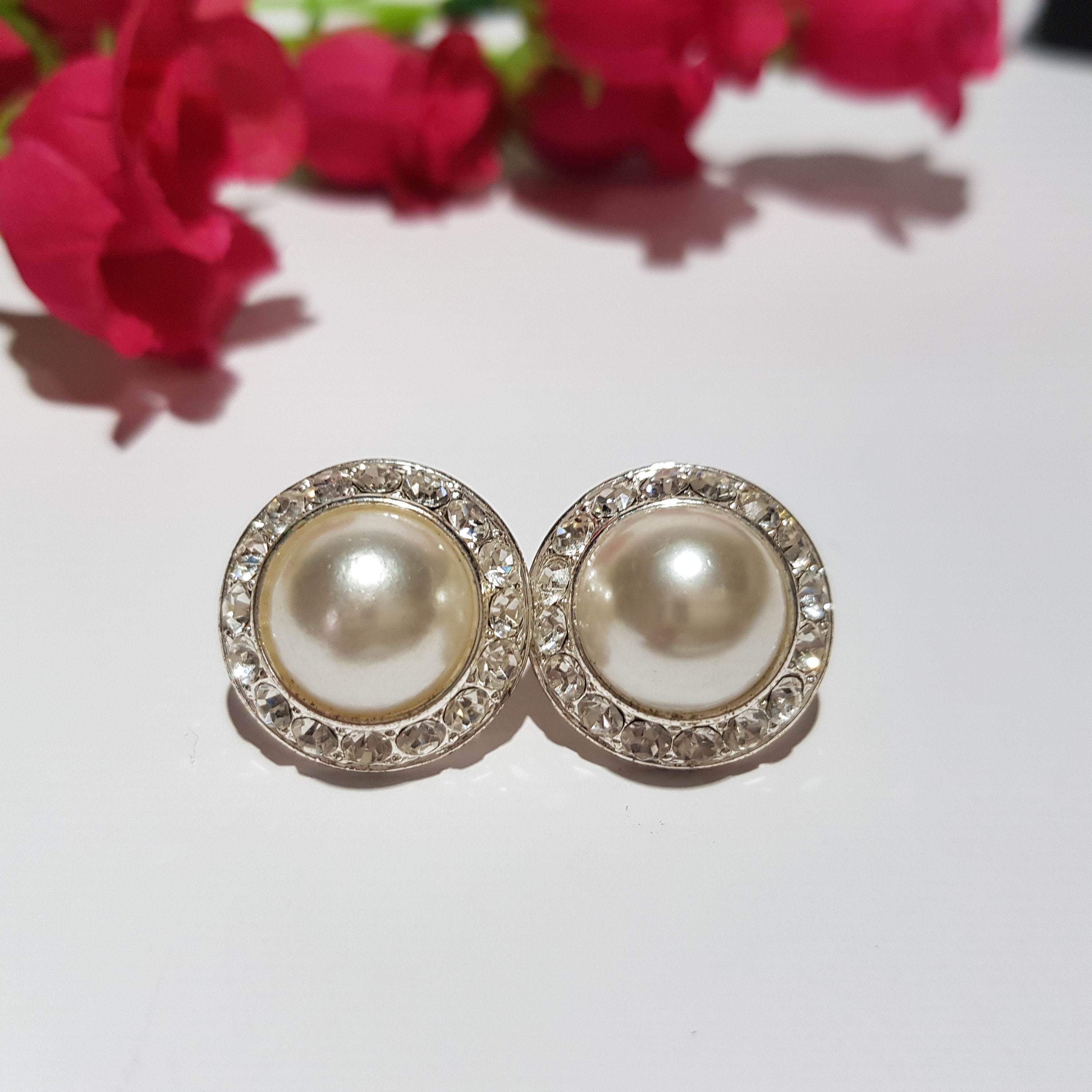 Vintage stud earrings silver tone & Imitation Pearl Cabochon | Etsy