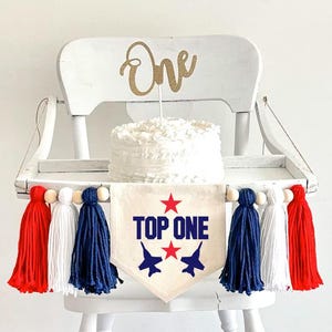 Banner de primer cumpleaños con borlas TOP ONE, decoración para trona de primer cumpleaños con forma de avión, banderín de pared para guardería, letrero para aplastar tarta, fiesta de aviación