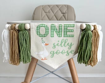 One Silly Goose Banner, First Birthday Decorations, Silly Goose Birthday, High Chair Banner, One Banner, Cake Smash Decorations