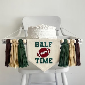 Half Time High Chair Banner, Half Birthday Football Party Decorations, Sports 6 Month Tassel Banner, Cake Smash Props, Highchair Sign