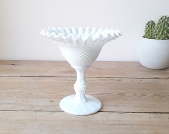 White opaline bowl/Baroque bowl on foot/Vintage French 1960s