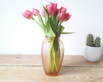 Vintage Franse/Art Deco vaas/Gegoten roze glas/Grote tulpenvaas/Jaren 50