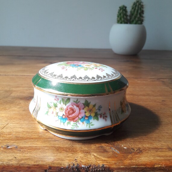 Vintage French/antique jewelry box/candy box/Limo… - image 7