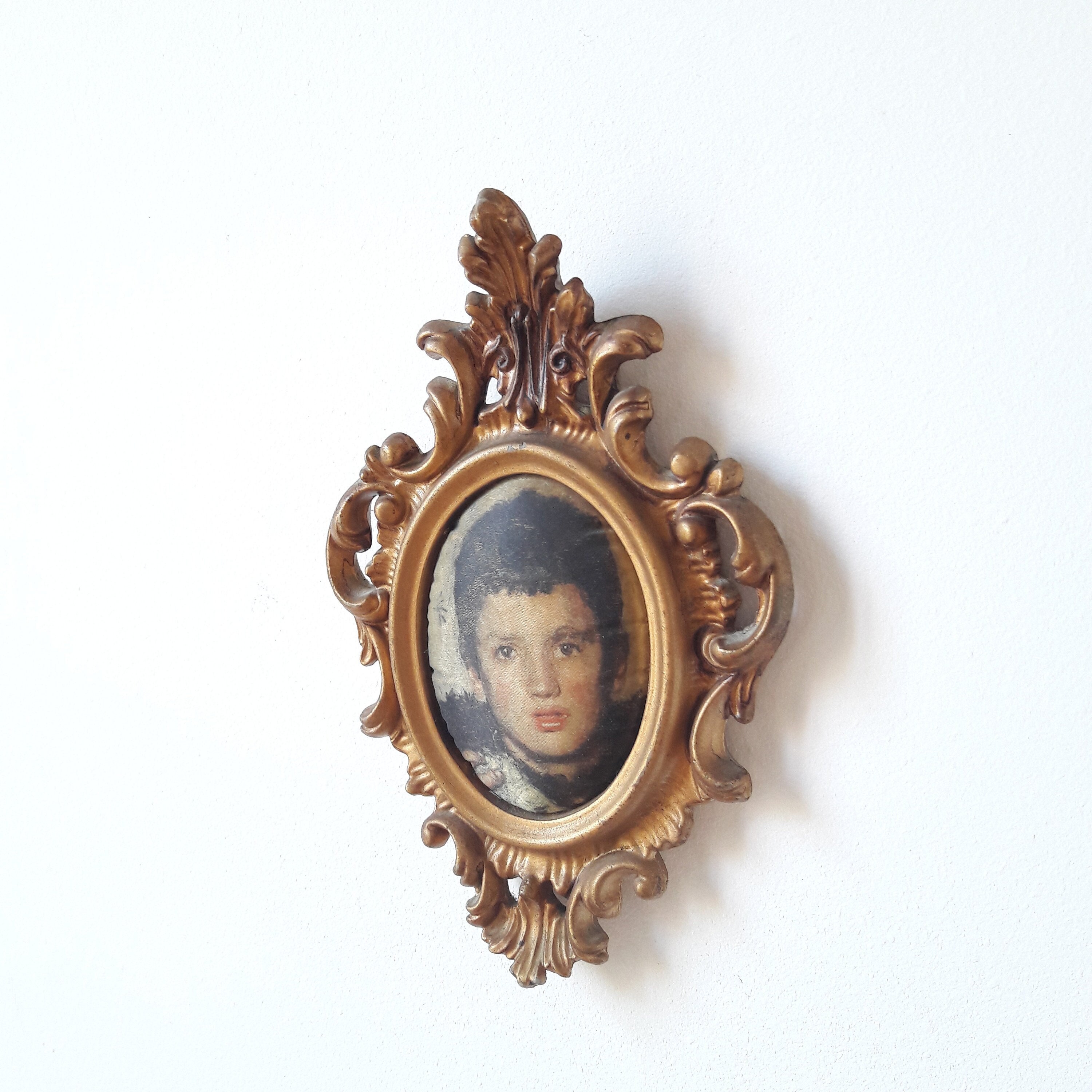 Italien Vintage/Cadre en Résine Doré/style Roccoco/Tissu Imprimé/Accroche Murale/Années 50