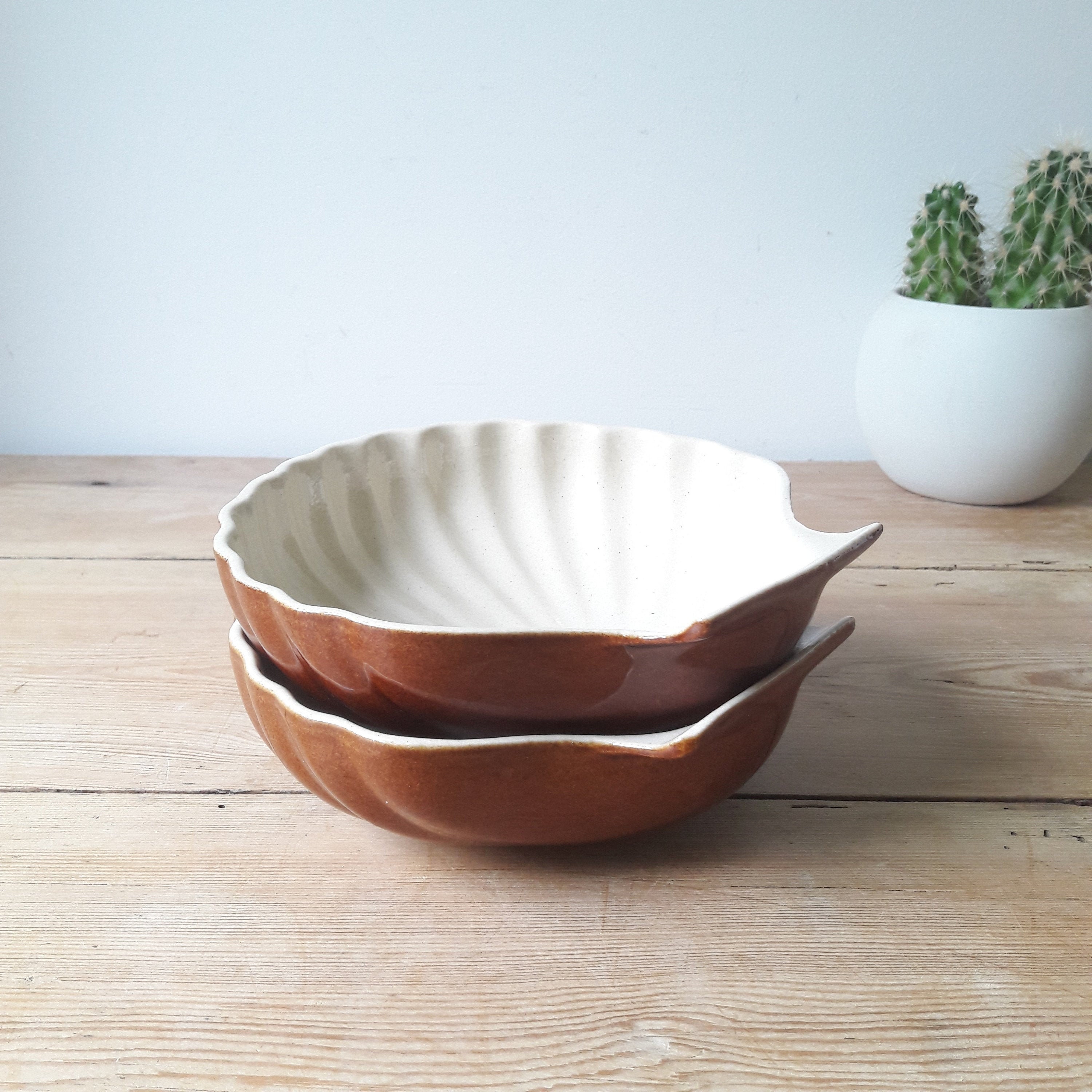 Plat Coquillage Vintage/Plat Creux en Grès/Forme Coquille Saint-Jacques/Plat à Fruits de Mer/Lot 2/F