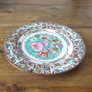 Vintage Japanese plate/Imari porcelain/dessert plates/handmade polychrome decoration/pink period/Japan 1950