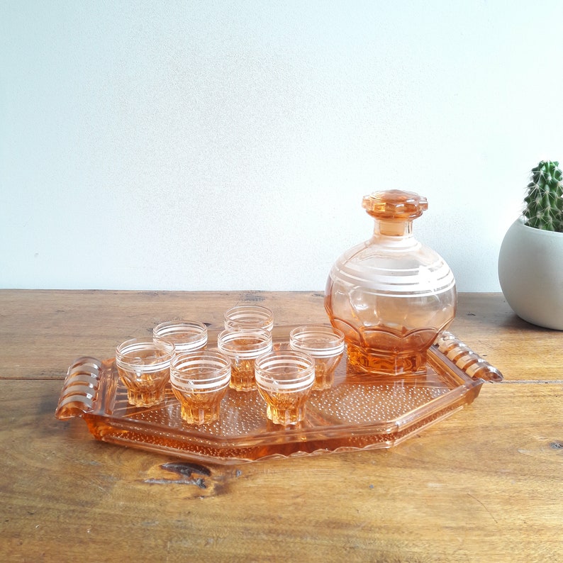 Francais vintage/Service à liqueur art déco/verre rose moulé/plateau carafe et 7 verres/années 1950 image 3