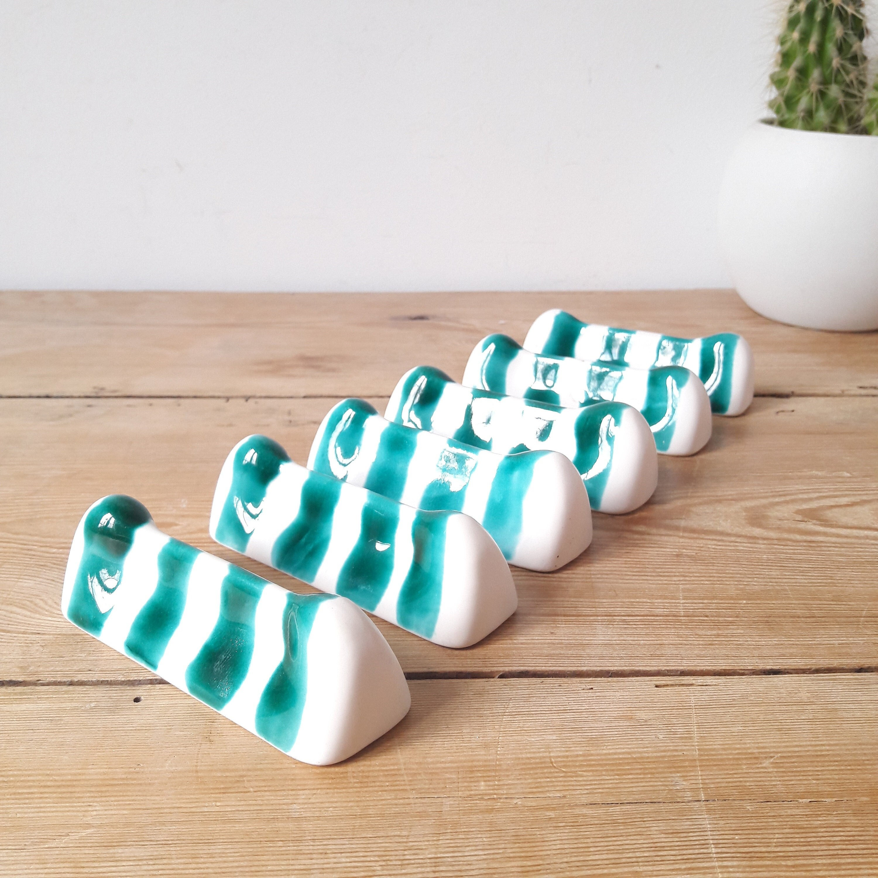 Portes-Couteaux Vintage/Repose Couteaux en Céramique/Décor Vert/style Vallauris/Lot de 6/France 1970