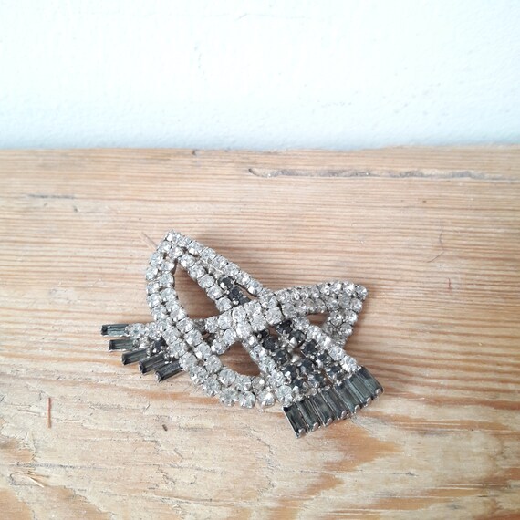Broche Art Déco Vintage à Clip - Métal Blanc Et Strass - Rare - Occasion