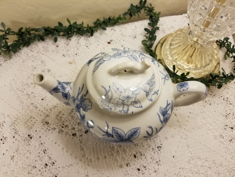 Asian blue floral porcelain teapot