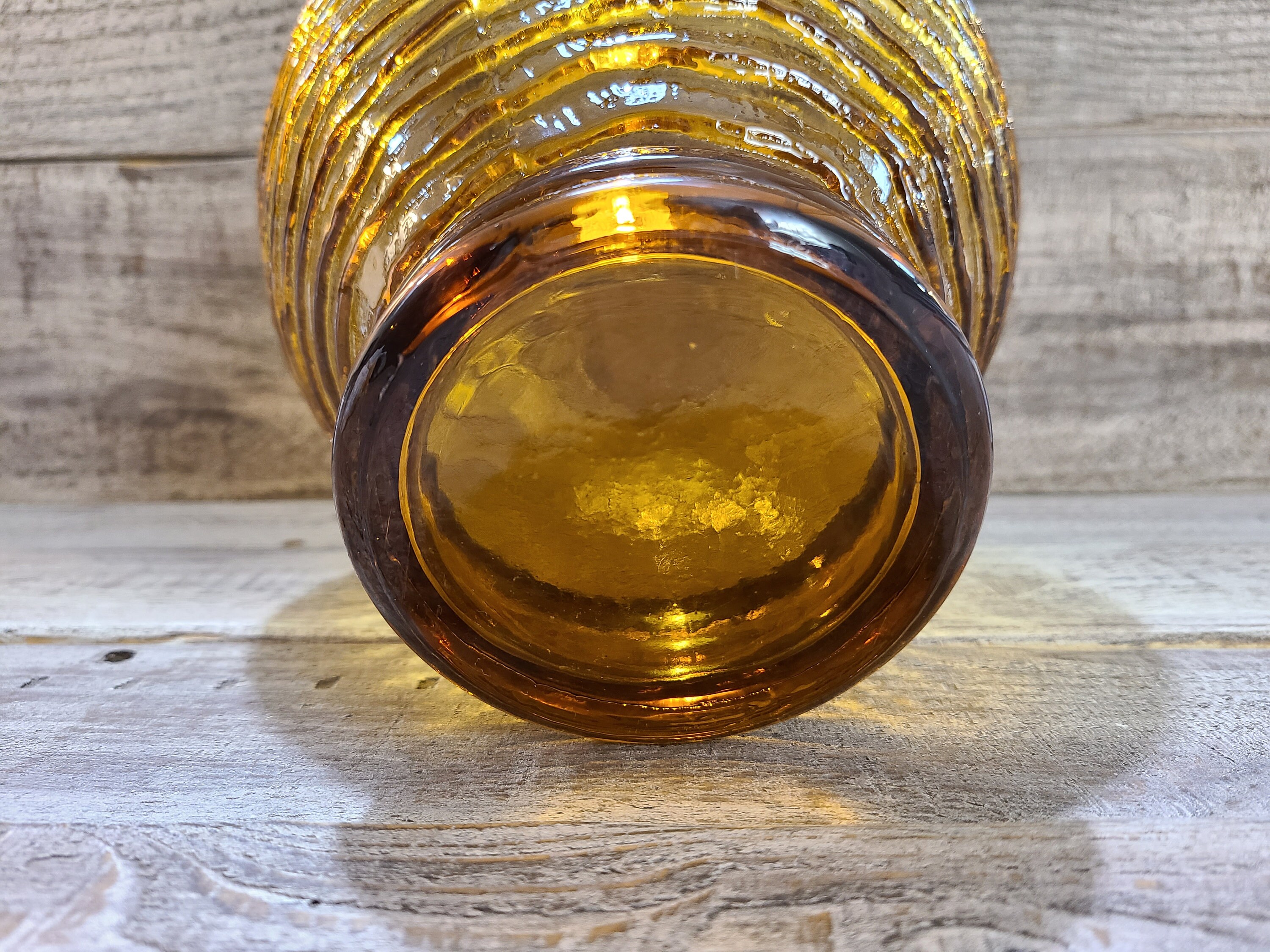 Iridescent amber glass swirl vase | Etsy
