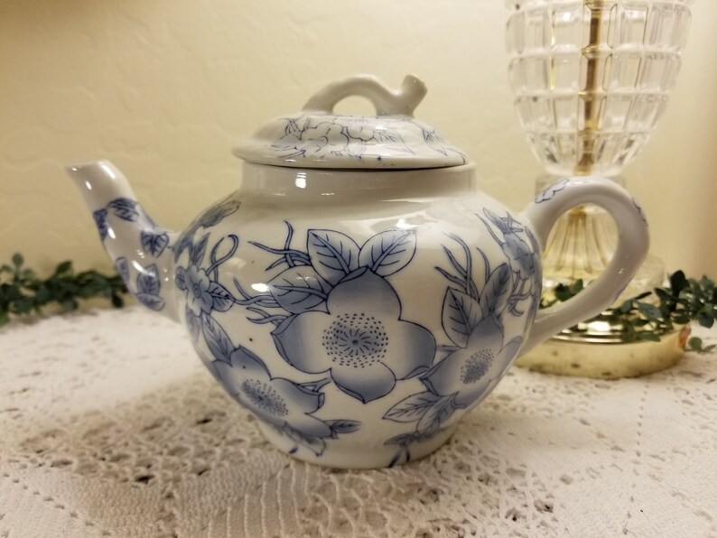 Asian blue floral porcelain teapot