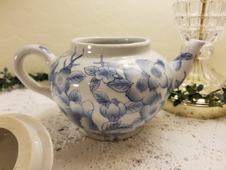 Asian blue floral porcelain teapot