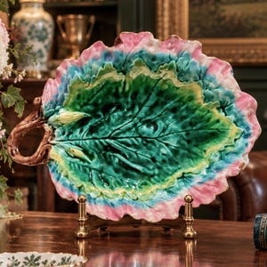 Majolica Green and Brown Leaf Plates - Etsy