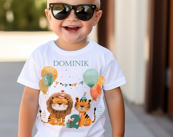 T-Shirt mit Löwe, Geburtstagsshirt personalisiert mit  Namen und Zahl. kleiner Löwe, Tiger