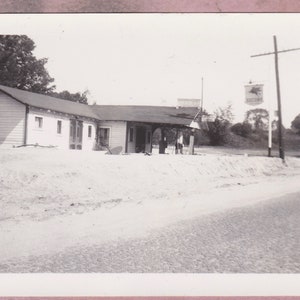 Vintage Photo, Socony Mobile Gas Station, Automotive, Gasoliana, American, Exxon, Exxonmobile, History, Cabins, Pegasus, Socony-Vacuum, USA