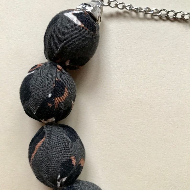 Statement Leopard Jewelry One Strand Short Necklace With Leopard Print Large Fabric Bead Choker for Women