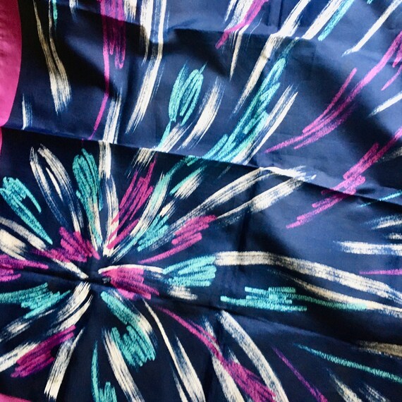 Abstract 1980s scarf, 80s style, eighties fashion… - image 4