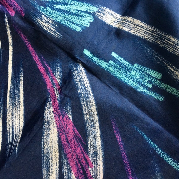 Abstract 1980s scarf, 80s style, eighties fashion… - image 5