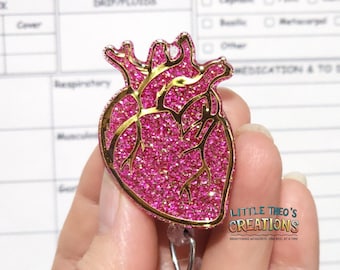 Portatarjetas de identificación anatómico del corazón: Adorno intercambiable para enfermera médica