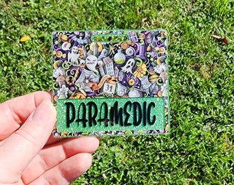 Halloween Badge Buddy: Spooky ID Backer für Krankenschwestern